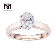 Bague solitaire en or rose 14 carats avec diamant de laboratoire ovale en or K de style simple